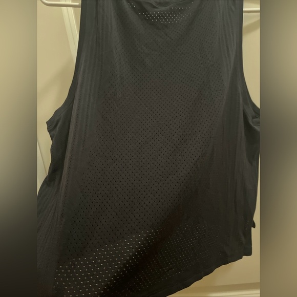 Lululemon Train To Be Tank Top Shirt Tee Black  Side Slit Muscle Seamless Mesh - Picture 4 of 6